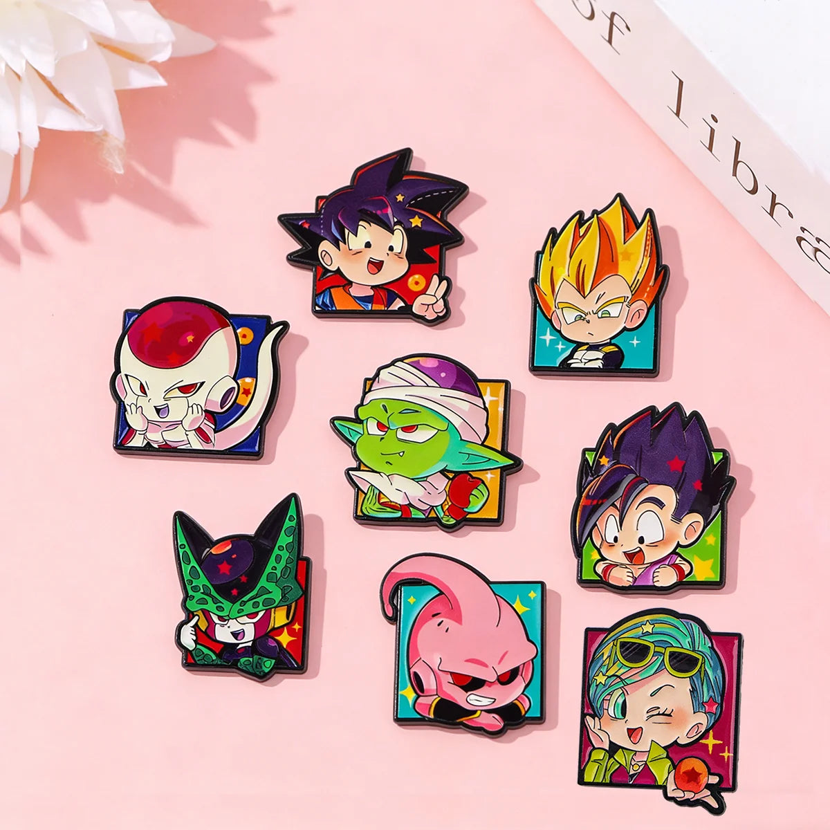 Lot de 8 Pin’s Dragon Ball - Gohan, Bulma, Freezer, Cell et Super Buu