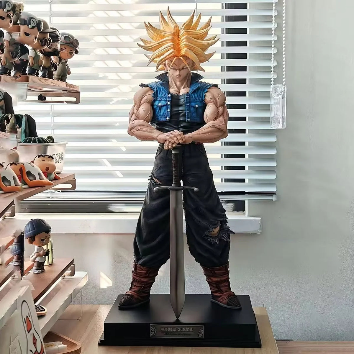 Figurine Dragon Ball - Trunks du Futur